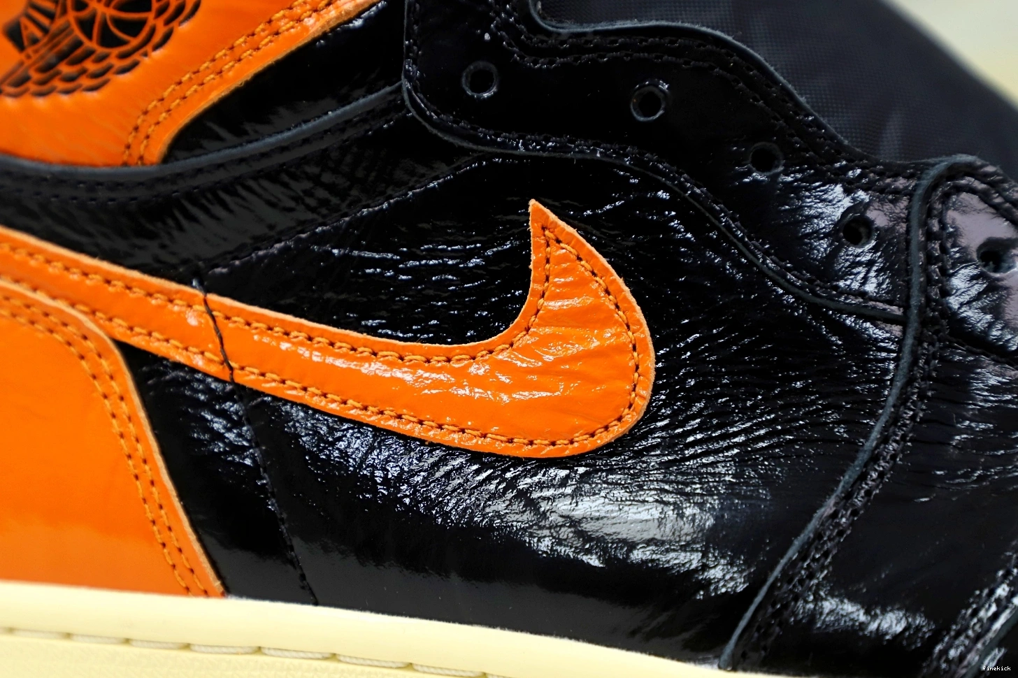 HIGH OG AIR 1 'SHATTERED BACKBOARD 3.0' RETRO JORDAN 0803